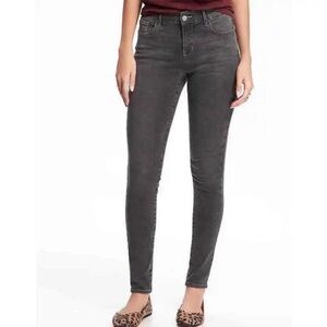 Old Navy Rockstar Mid Rise Stone Lake Wash Gray Skinny Jeans (6R)